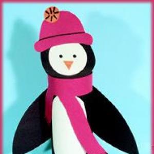Do-it-yourself penguin from a plastic bottle - photo, video on how to make New Year's crafts penguins from bottles